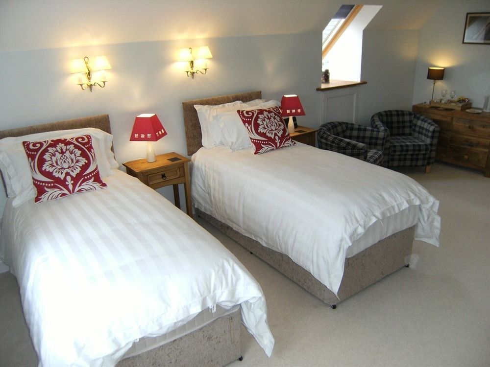 Thistle Dhu Bed And Breakfast Glenlivet Exterior foto